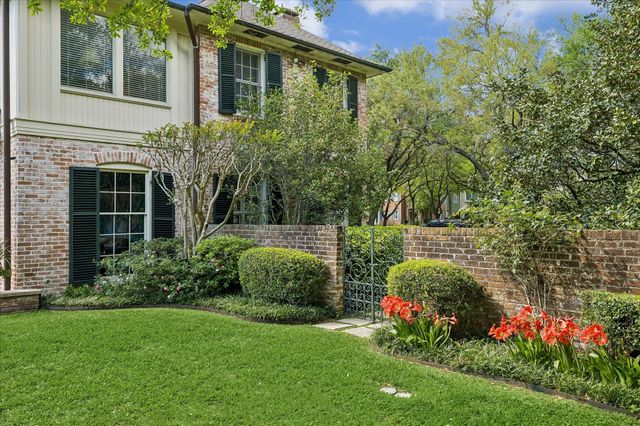 1705 North Boulevard, Houston, TX 77098