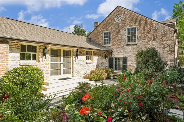 1705 North Boulevard, Houston, TX 77098