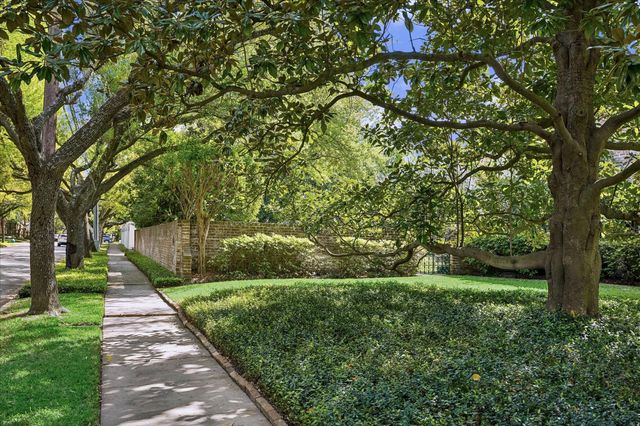 1705 North Boulevard, Houston, TX 77098