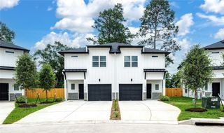 1968 Longmire Villas Court, Conroe, TX 77304