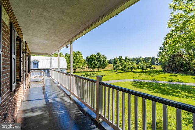 131 PINETOWN RD, Leola, PA 17540