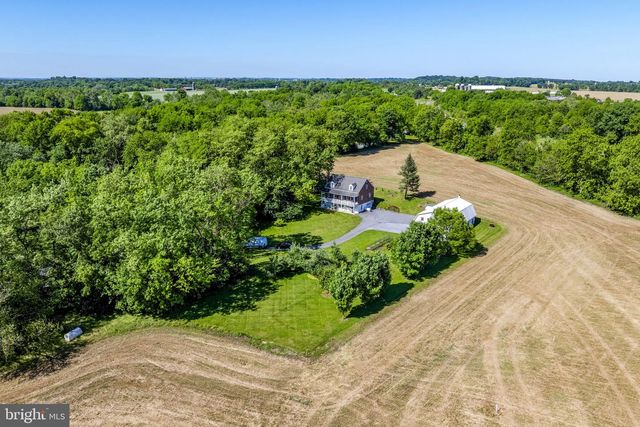 131 PINETOWN RD, Leola, PA 17540