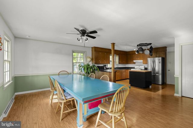 131 PINETOWN RD, Leola, PA 17540
