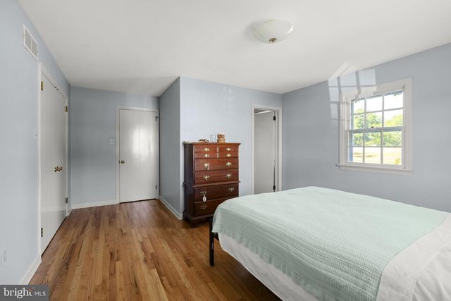 131 PINETOWN RD, Leola, PA 17540