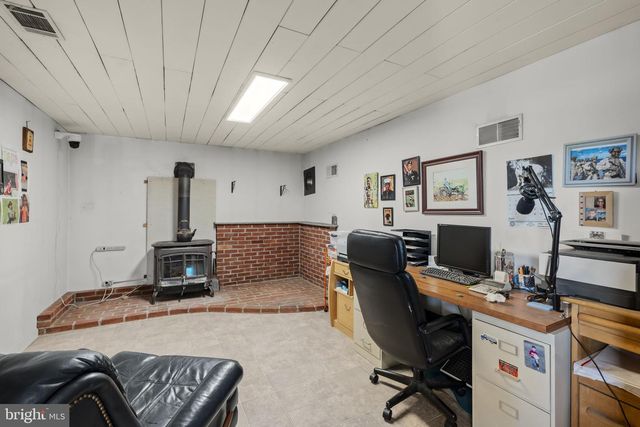 131 PINETOWN RD, Leola, PA 17540