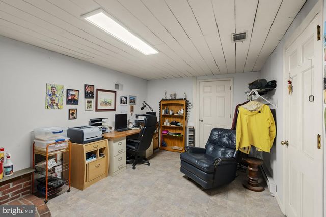 131 PINETOWN RD, Leola, PA 17540