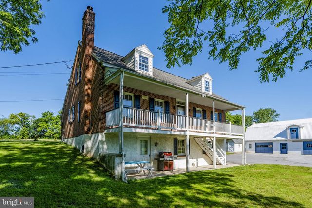 131 PINETOWN RD, Leola, PA 17540