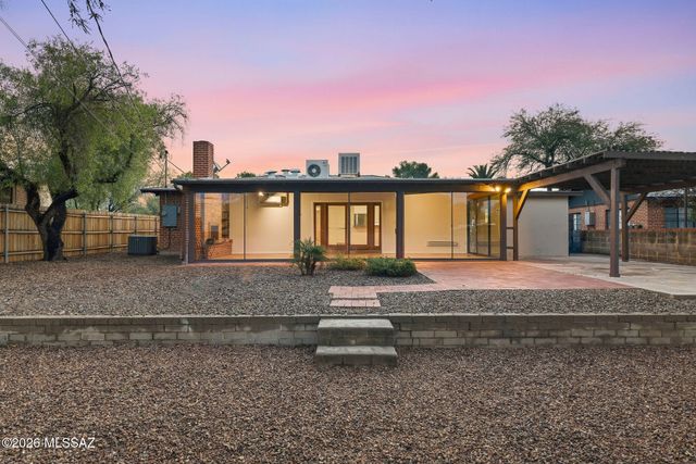 223 N Norton Avenue, Tucson, AZ 85719