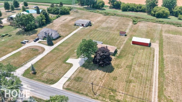 825 N State Road, Caledonia Twp, MI 48867