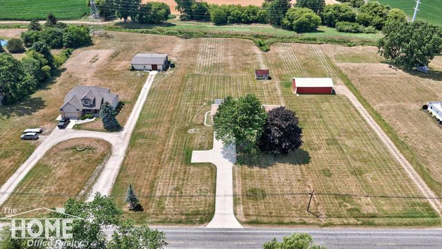 825 N State Road, Caledonia Twp, MI 48867