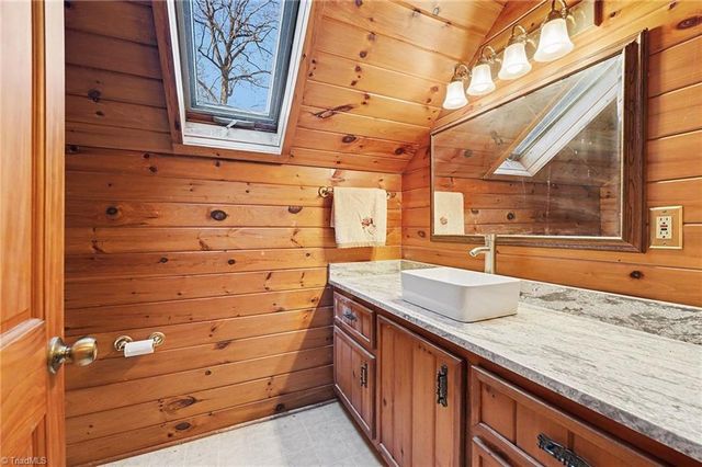 1023 Cedar Creek Drive, Asheboro, NC 27205