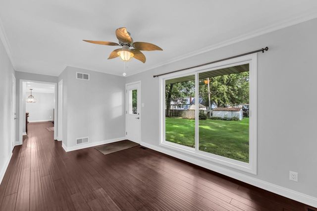 216 E Elm STREET, Silver Lake, WI 53170