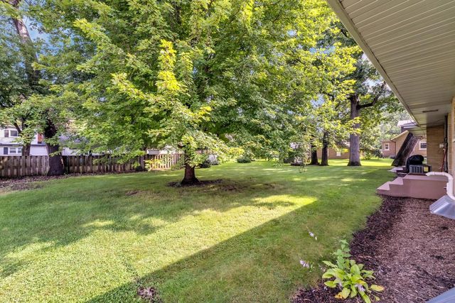 216 E Elm STREET, Silver Lake, WI 53170