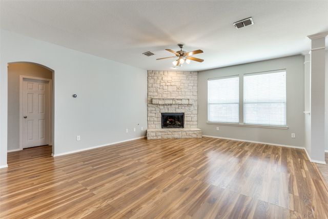 6161 Bowfin Drive, Fort Worth, TX 76179