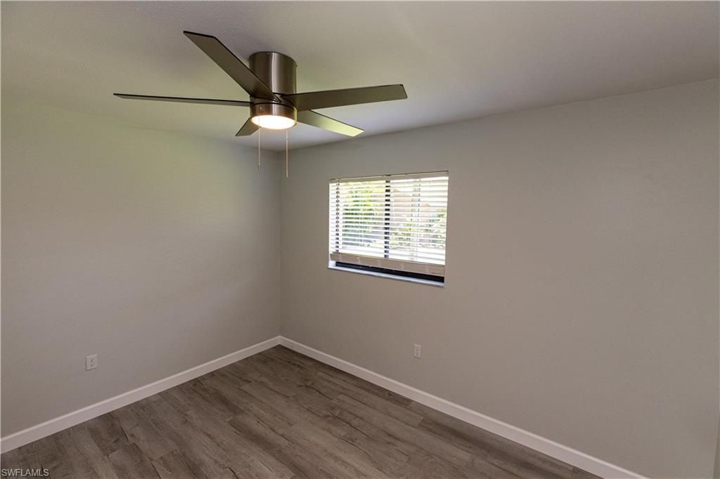 Image 10 of property listing at 1104 SE 8th ST 7, Cape Coral, FL 33990