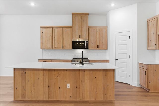 4839 W Succulent Street, Fayetteville, AR 72704