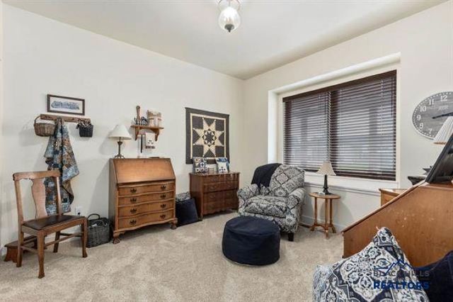5821 REGAL CT, Rapid City, SD 57702