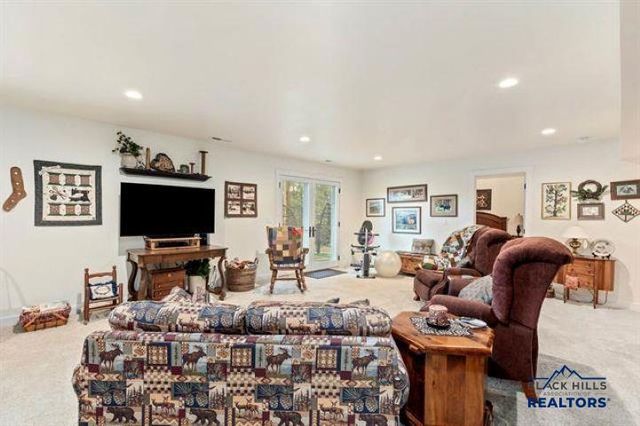 5821 REGAL CT, Rapid City, SD 57702