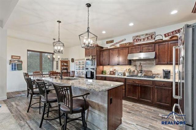 5821 REGAL CT, Rapid City, SD 57702