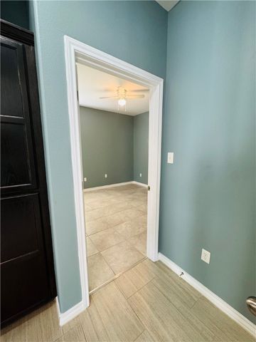 7225 Lake Serenity Dr, Corpus Christi, TX 78414