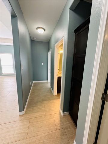 7225 Lake Serenity Dr, Corpus Christi, TX 78414