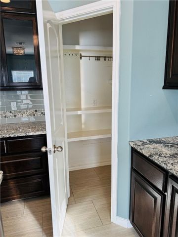 7225 Lake Serenity Dr, Corpus Christi, TX 78414