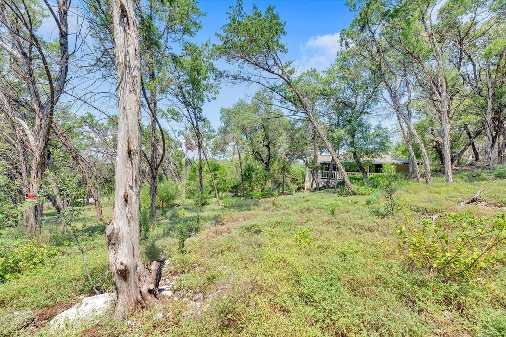106 Tamarac CT, Lakeway, TX 78734