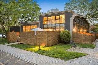 51 Greenwood Ave 1, Montclair Twp., NJ 07042