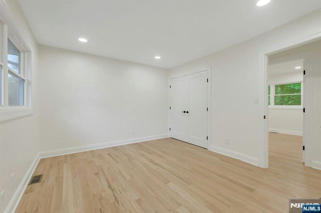282 Spring Valley Road, Park Ridge, NJ 07656