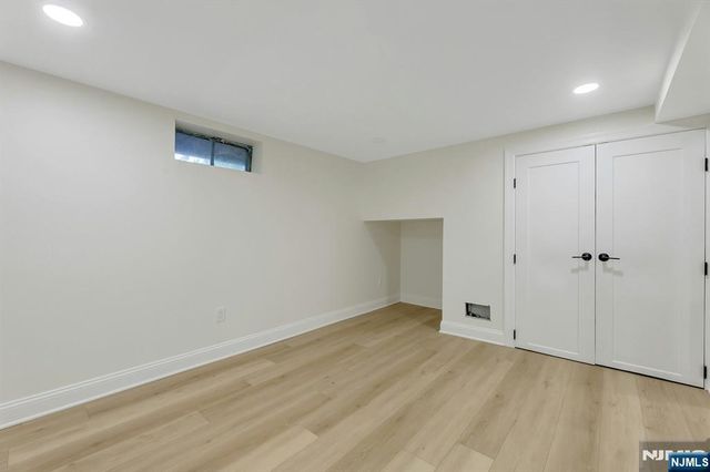 282 Spring Valley Road, Park Ridge, NJ 07656