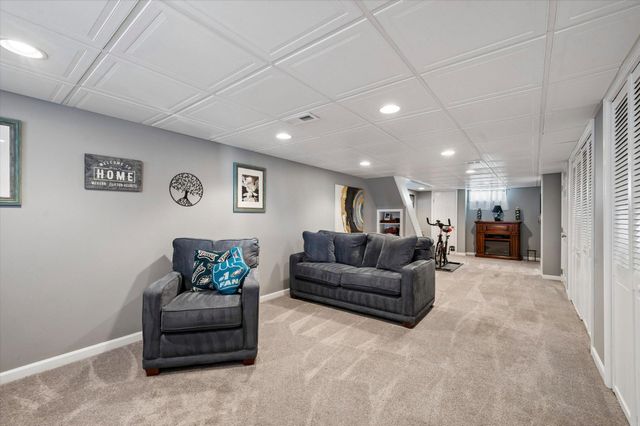 312 WESTPARK LN, Clifton Heights, PA 19018