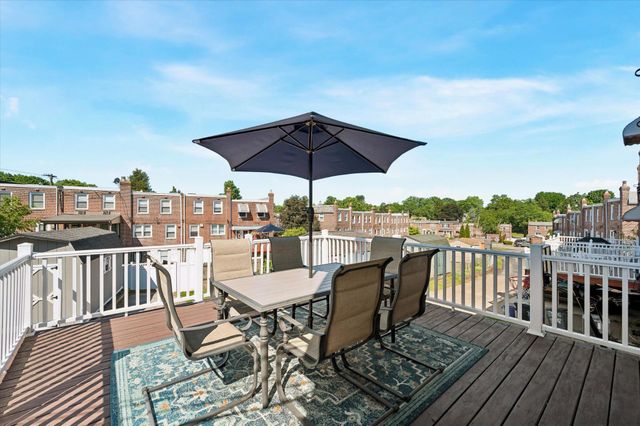 312 WESTPARK LN, Clifton Heights, PA 19018