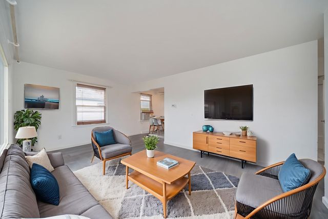 211 E Longfellow Ave, Spokane, WA 99207