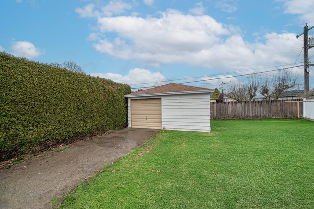 211 E Longfellow Ave, Spokane, WA 99207