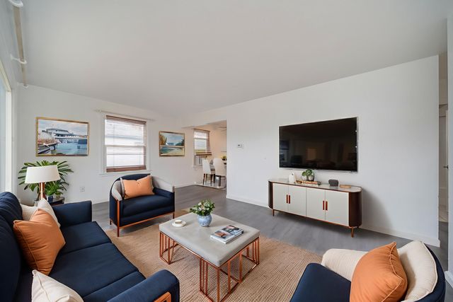 211 E Longfellow Ave, Spokane, WA 99207