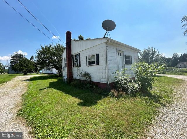 3028 SHARON HILL RD, Dover, DE 19904