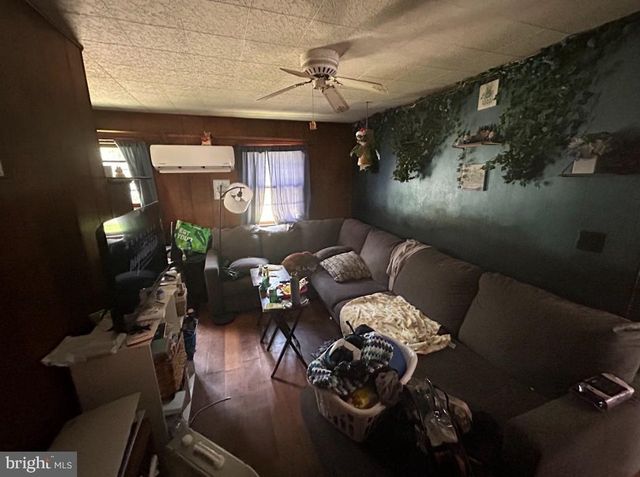 3028 SHARON HILL RD, Dover, DE 19904