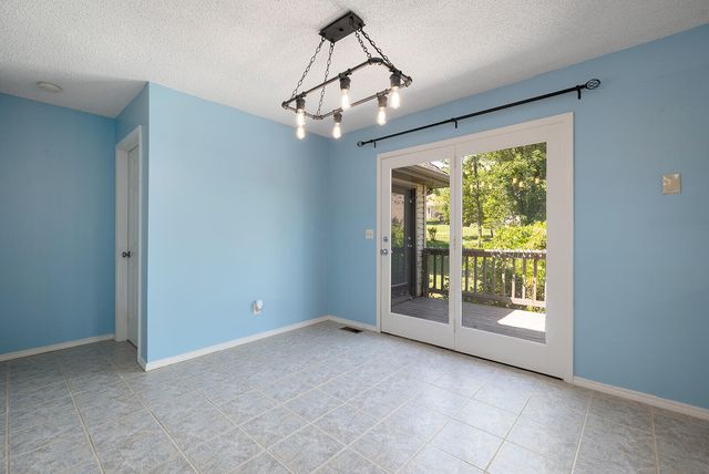 1977 Pointe Royale Drive, Branson, MO 65616