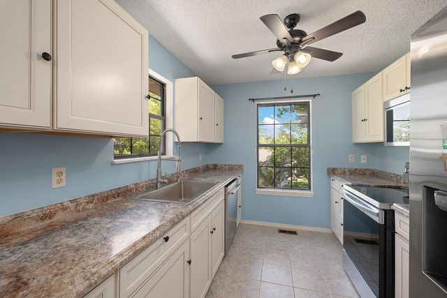 1977 Pointe Royale Drive, Branson, MO 65616