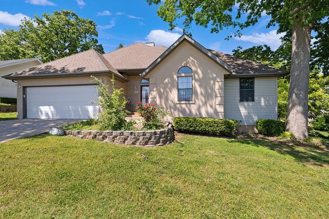 1977 Pointe Royale Drive, Branson, MO 65616
