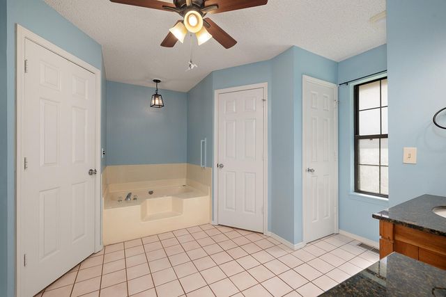 1977 Pointe Royale Drive, Branson, MO 65616