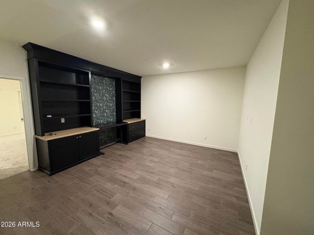 2264 W LAURIE Lane, Phoenix, AZ 85021