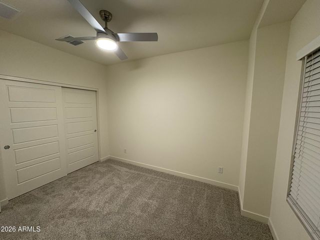 2264 W LAURIE Lane, Phoenix, AZ 85021