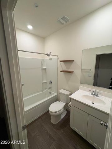 2264 W LAURIE Lane, Phoenix, AZ 85021