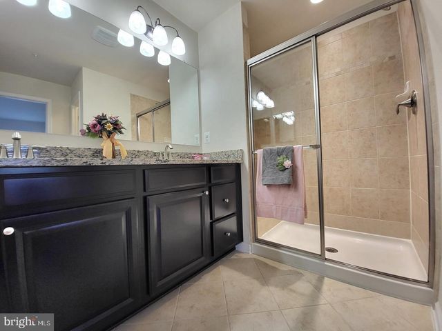 7439 SAINT MARGARETS BLVD, Hanover, MD 21076