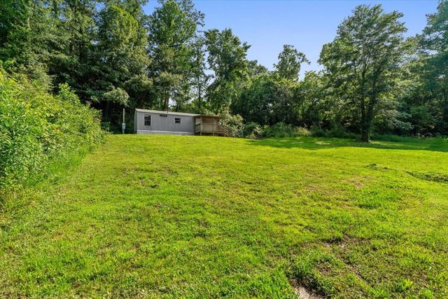 200 SE Carol Joyce Dr, Dalton, GA 30721