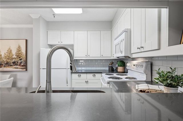 1800 Clairmont Lake 719, Decatur, GA 30033