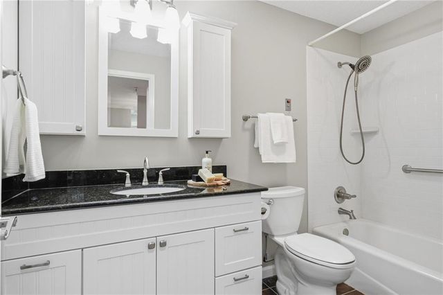 1800 Clairmont Lake 719, Decatur, GA 30033