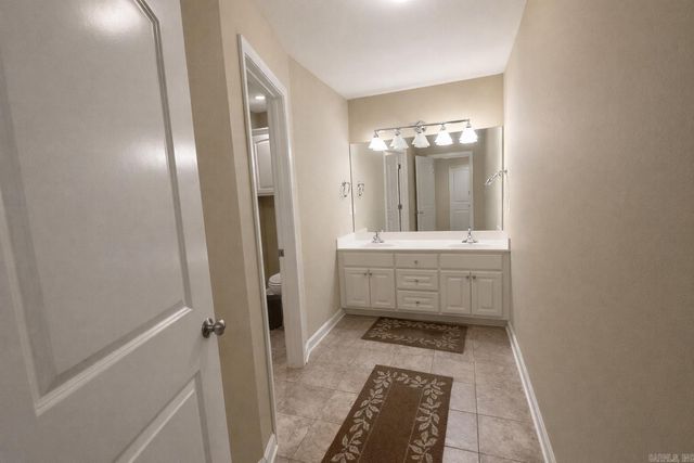 24 Wellington Colony Drive, Little Rock, AR 72211