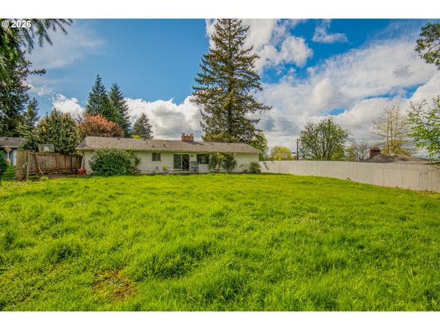 20100 Sw BOONES FERRY Rd, Tualatin, OR 97062